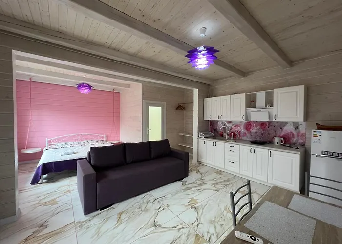 кольорове життя Tatil Evi Mykulychyn